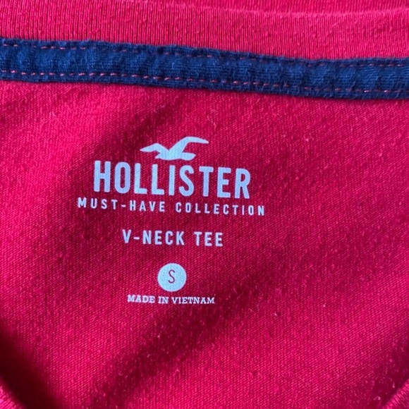 Hollister V-Neck Shirt - Picture 2 of 2